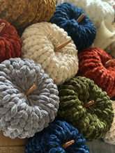 Load image into Gallery viewer, Luxe Chunky Knit Pumpkins