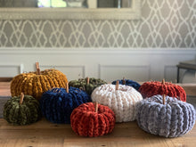 Load image into Gallery viewer, Luxe Chunky Knit Pumpkins